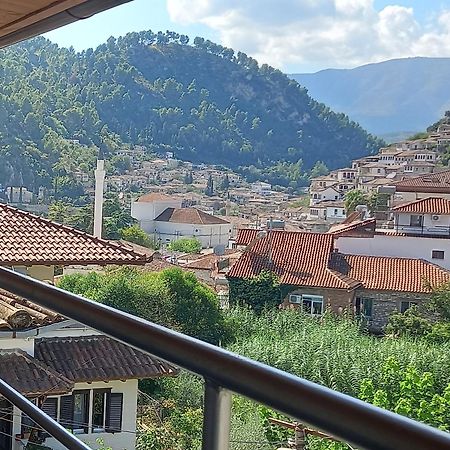 Guest House Bumbli Берат Экстерьер фото
