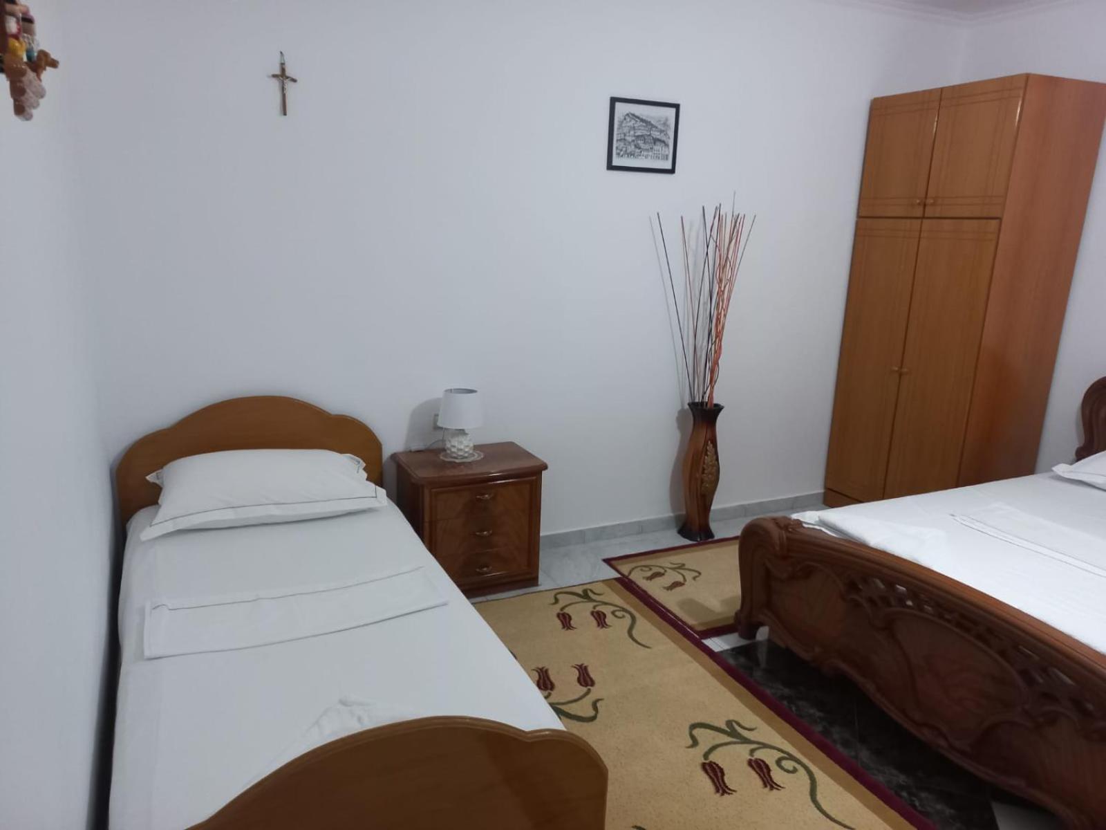 Guest House Bumbli Берат Номер фото